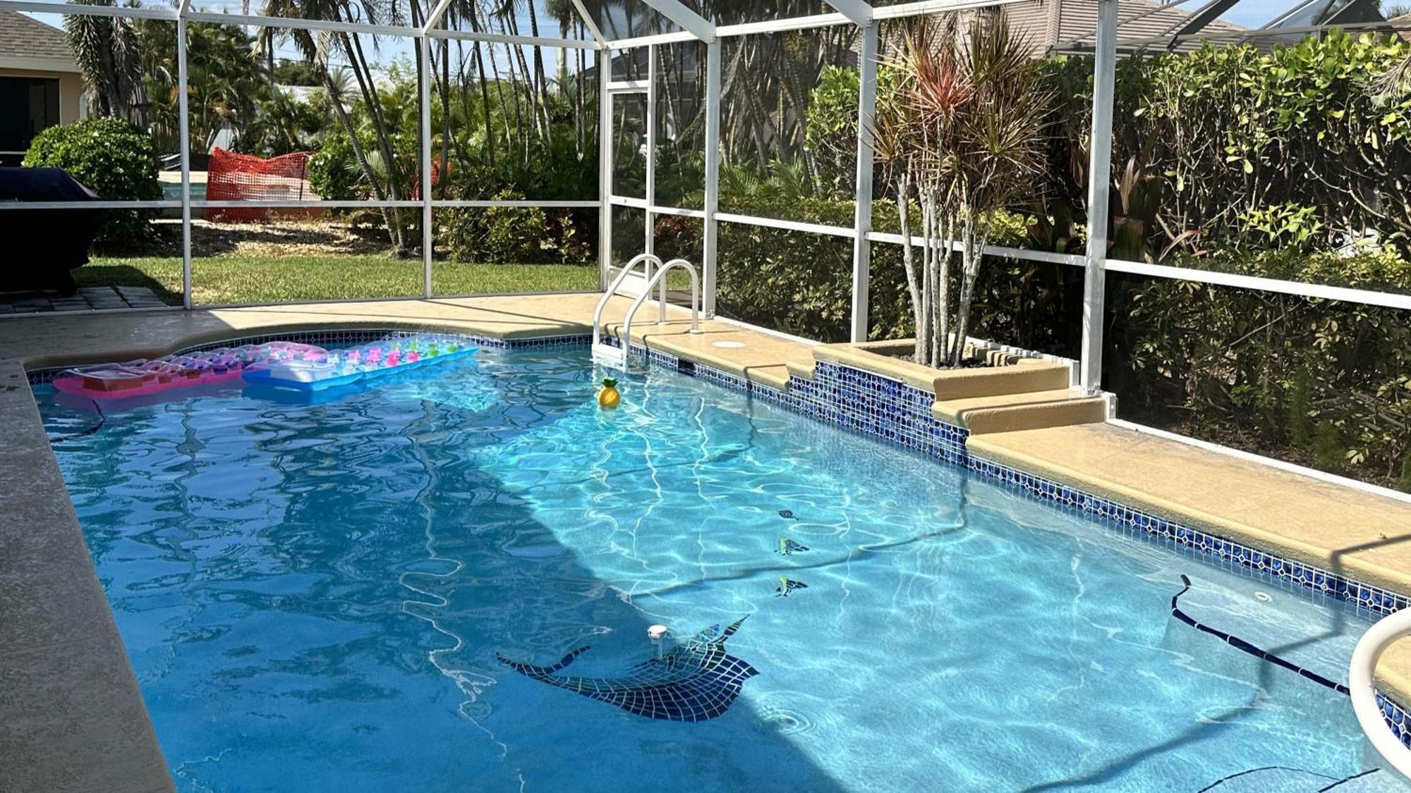 Mermaids & Marlins Private House & Pool Cape Coral Exterior photo